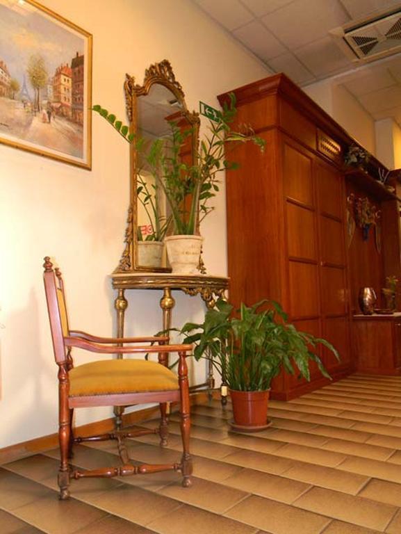 Hotel Parma Mare Марина-ди-Масса Экстерьер фото